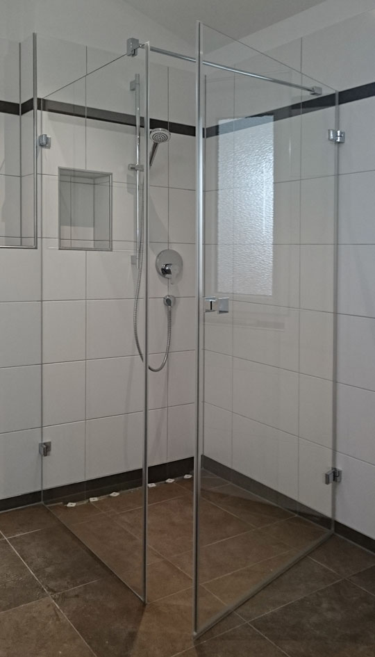 Ganzglasdusche
